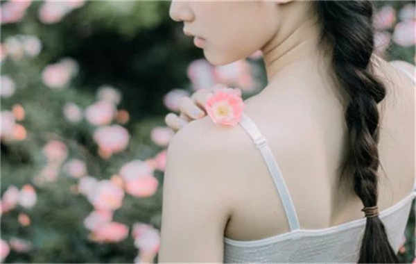叶城香港胎儿多大能鉴定性别(香港抽血验男女预约) 叶城香港胎儿多大能鉴定性别(香港抽血验男女预约)